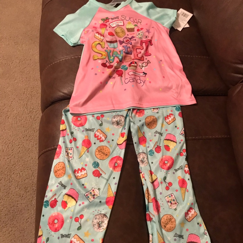 Girls pajamas